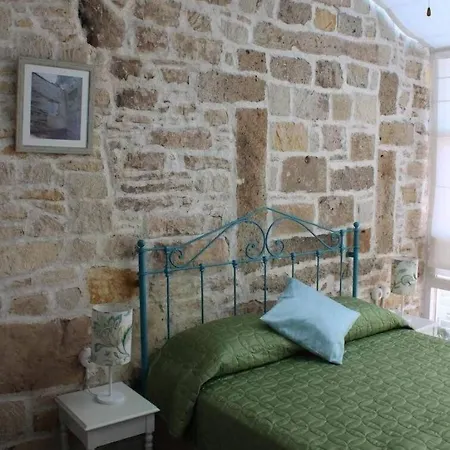 Eski Tas Çeşme
