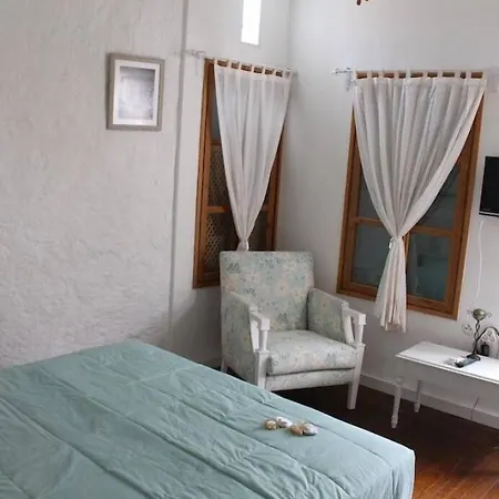 Eski Tas ホテル 2*