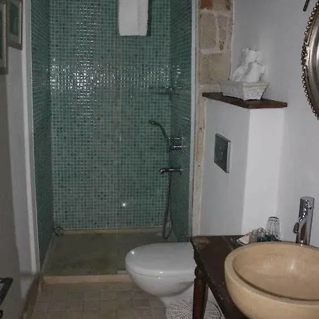 Hotel Eski Tas 2*